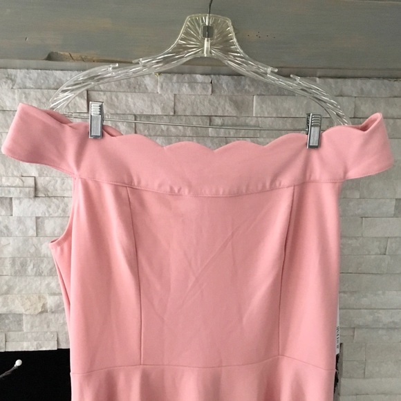 🌷HOST PICK 11/18🌷OFF-THE-SHOULDER DRESS SIZE XXL - Picture 3 of 8